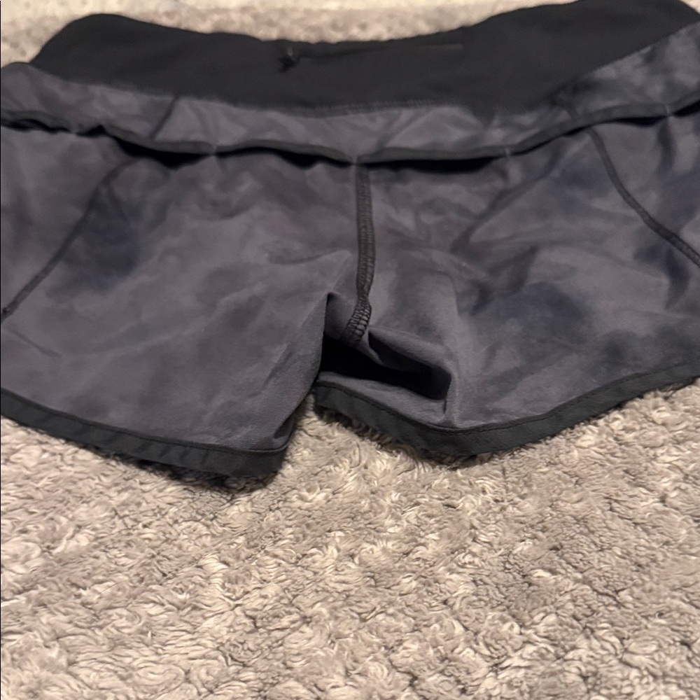 Lululemon Speed Up Short 2.5” Low-Rise Diamond Dye Pitch Grey Size 4 - Picture 6 of 11